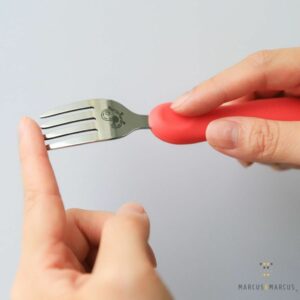 Marcus & Marcus Σετ 3Τμχ Μαχαίρι - Κουτάλι - Πιρούνι Ανοξείδωτο Με Λαβή Σιλικόνης 36m+ Ελεφαντάκι MNMKD42-EP - Image 5