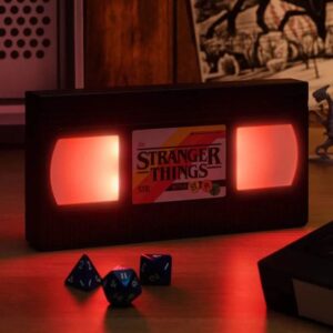 Paladone Φωτιστικό Παιδικό Φορητό L18.7x9.5cm Stranger Things VHS Logo PP9948ST - Image 3