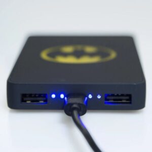 Lazerbuilt Power Bank DC Batman Με 2 Θύρες USB-A Και Φωτιζόμενο Logo 6000mAh 2A Μαύρο PBBM-6LI-BATLOGO - Image 2